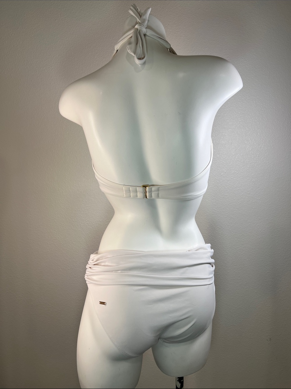 Victoria's Secret White Halter Bikini Set with Gold Bottom M Top 36D - Picture 3 of 10